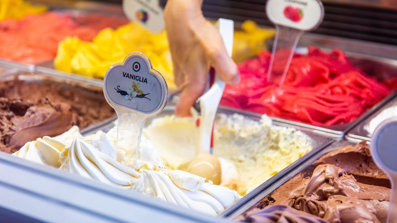 Gelateria artigianale a Bologna: l'AI che redige il business plan