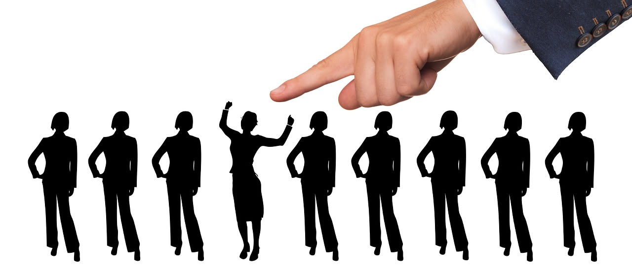 Mobbing femminile in ufficio: come l'AI riconosce i segnali