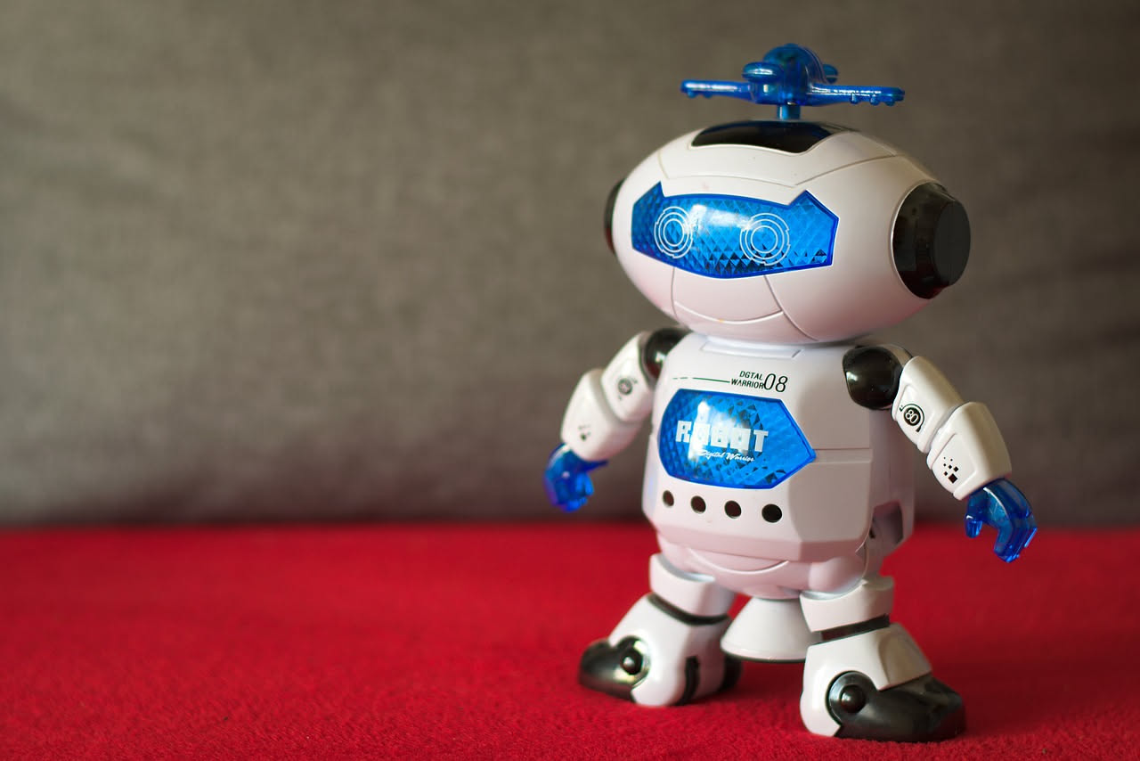 Intelligenza artificiale in casa a maggio: dieci modi per aiutare i bambini