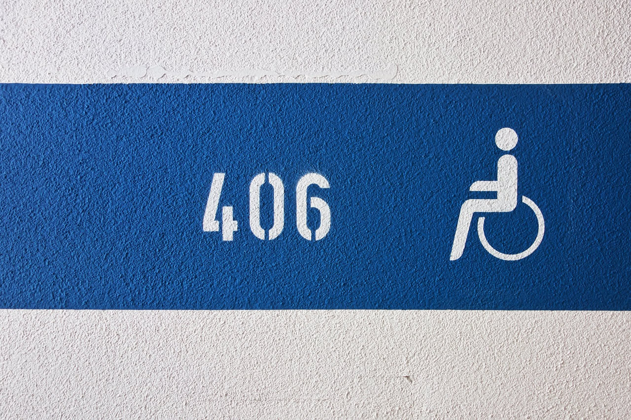 Come scrivere una lettera al sindaco per chiedere un parcheggio invalidi