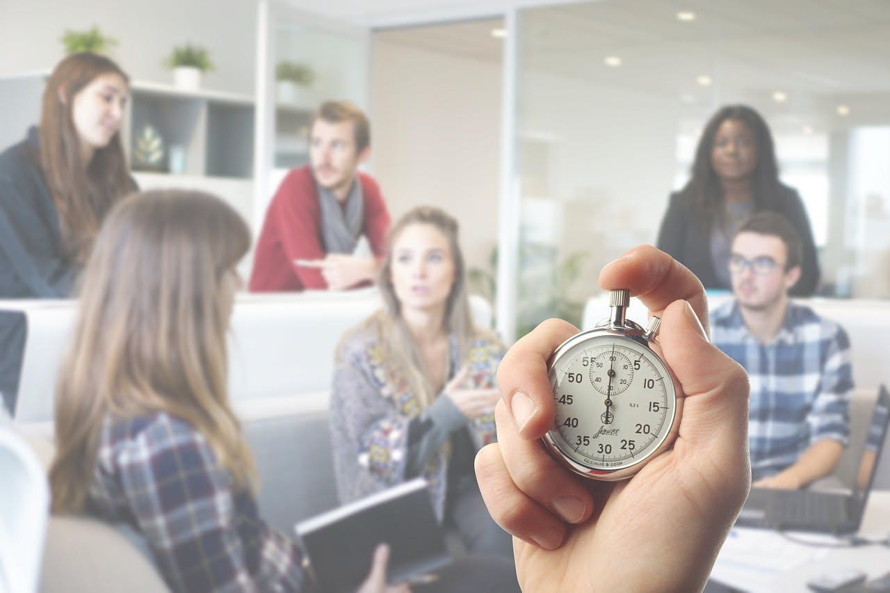 Come evitare che la risposta sia troppo lunga: tecniche di prompt efficaci
